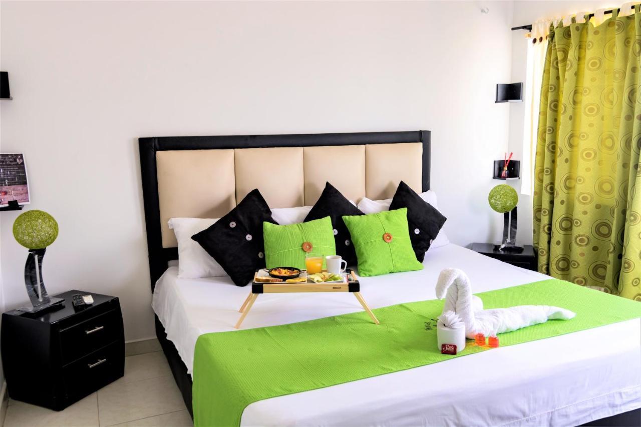 Hotel Arboleda Йопал Екстериор снимка