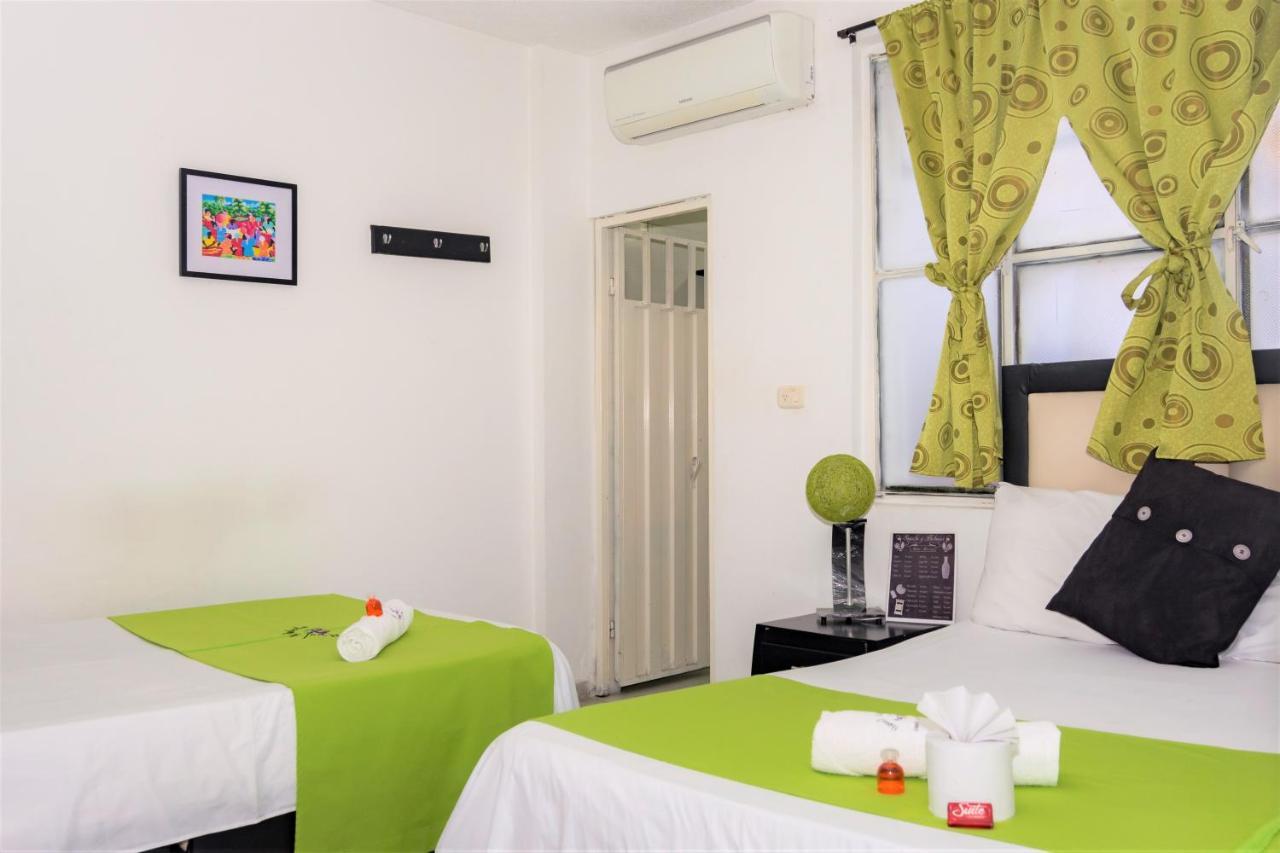 Hotel Arboleda Йопал Екстериор снимка