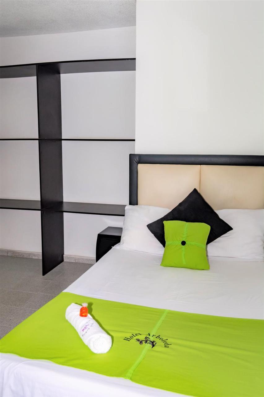 Hotel Arboleda Йопал Екстериор снимка