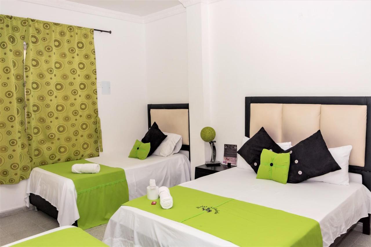 Hotel Arboleda Йопал Екстериор снимка